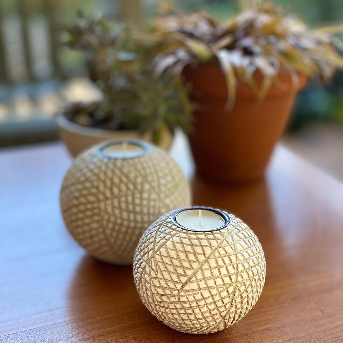 Neutral Spherical Tealight Holder Set